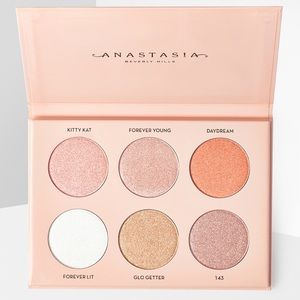 Nicole Guerriero Glow Kit